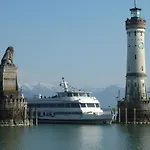 Inselgraben Garni Отель Линдау