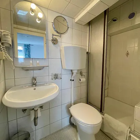 Inselgraben Garni Hotel