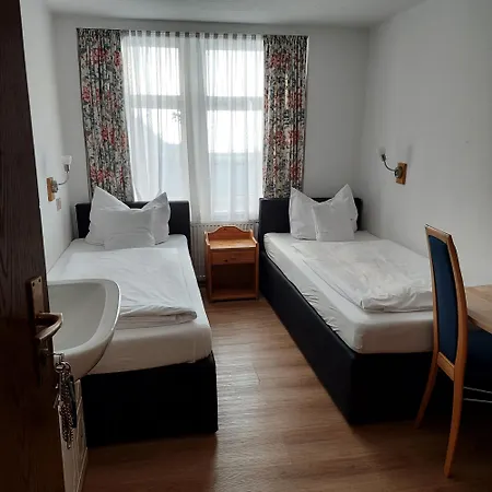 Inselgraben Garni Hotel 2*