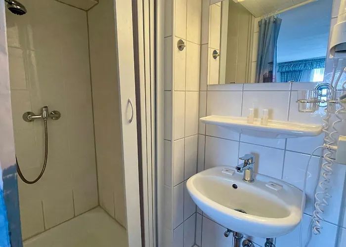 Inselgraben Garni Hotel 2*